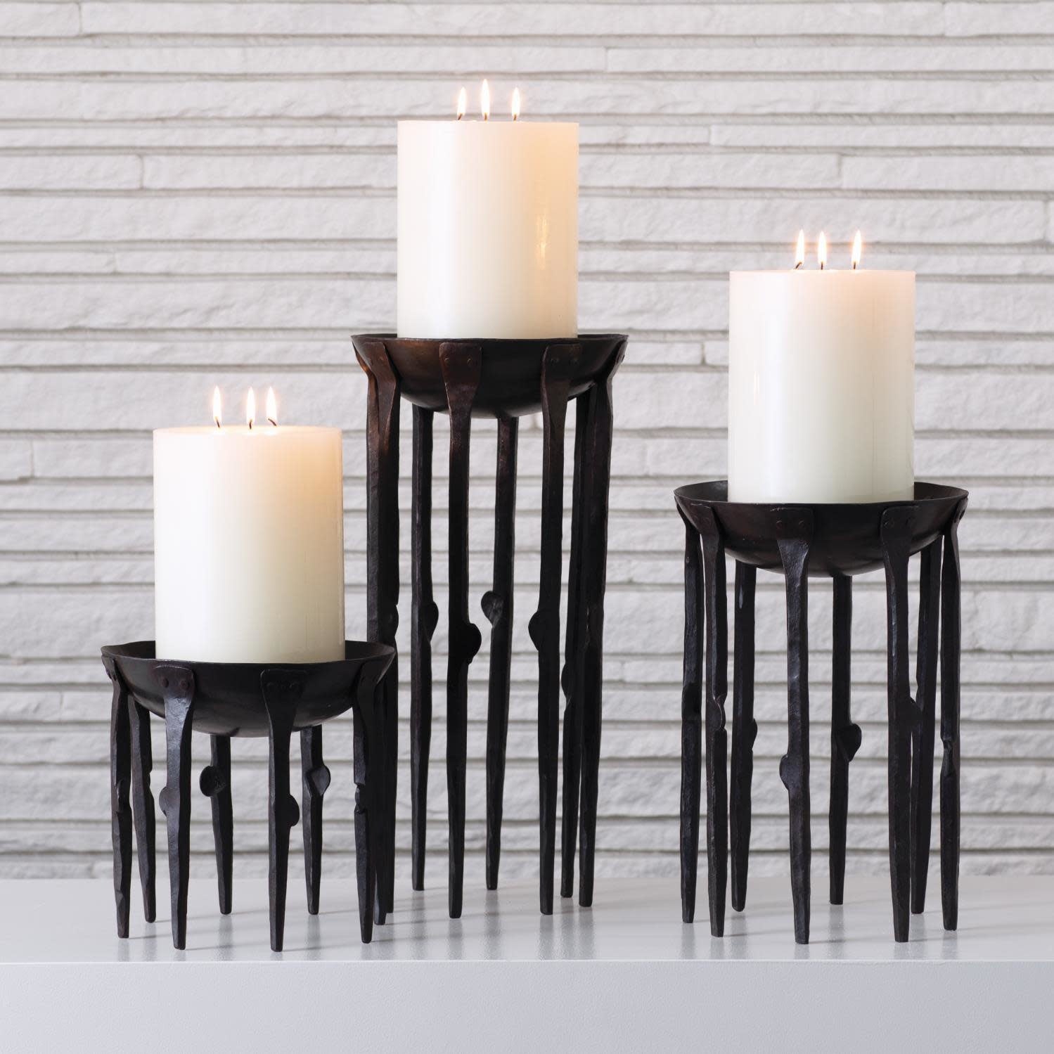 Global Views Bothwell Candlestand Medium