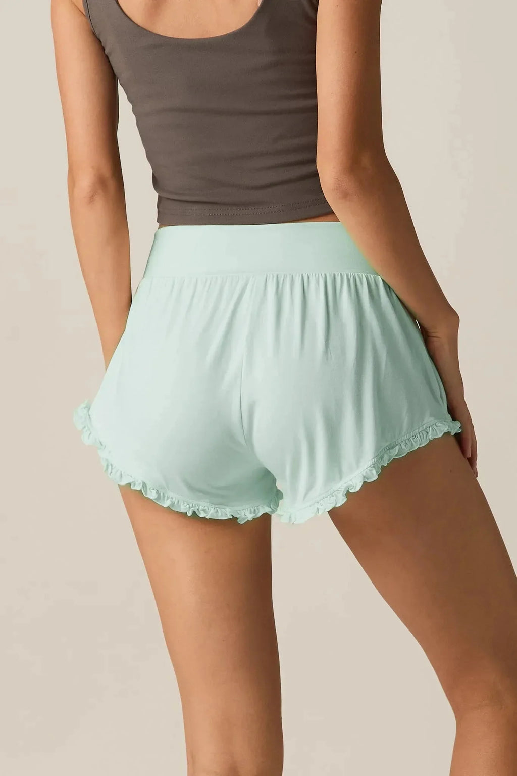 Ruffle Shorts, Fog