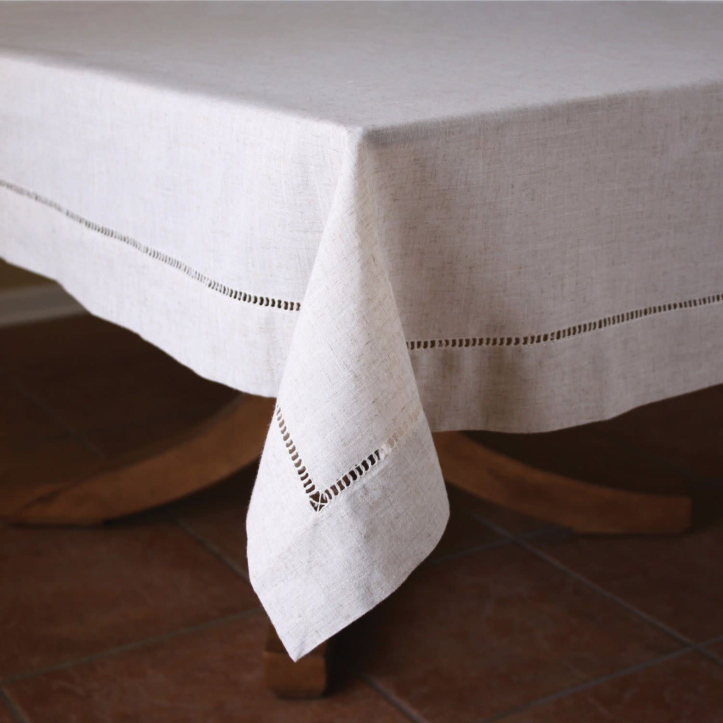 Linen Classics Tablecloth, Beige, 70x120