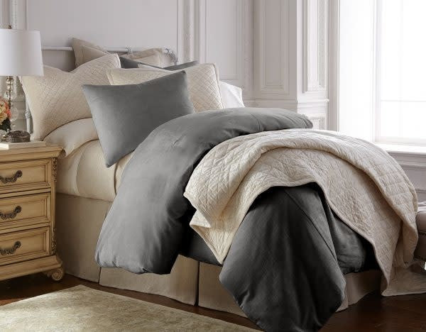 Amity Home Lia Rayon Velvet Duvet Cover, Steel Blue, Queen