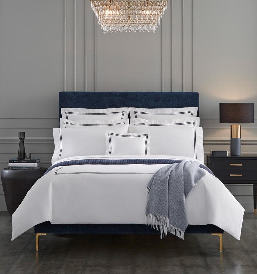 Sferra Grande Hotel Twin Flat Sheet, White/Navy