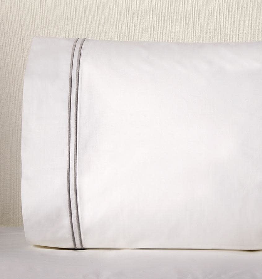 Sferra Grande Hotel Pillow Case Set STD White/Navy
